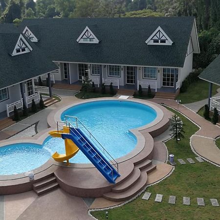 English Resotel : อิงลิช รีโซเทล Nakhon Si Thammarat Exteriör bild